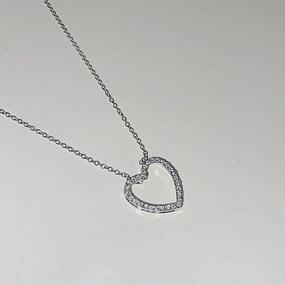 heart necklace 💕